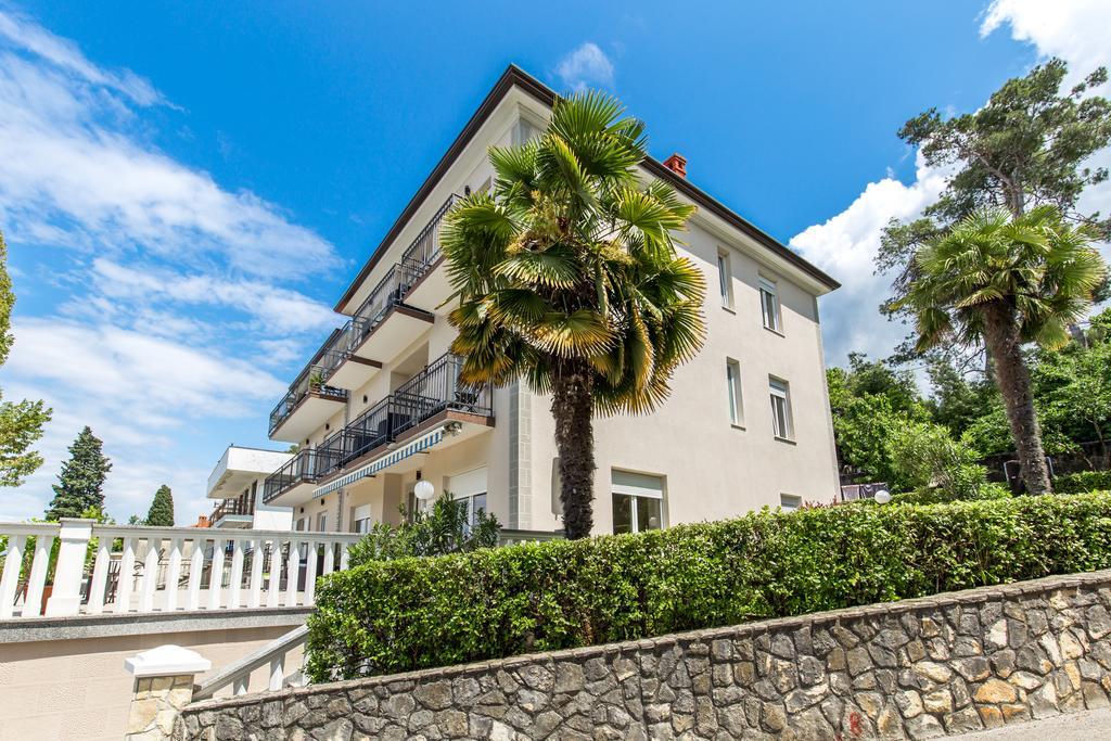 Apartments & Rooms Milcetic M Malinska Exterior photo