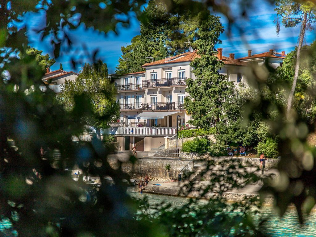 Apartments & Rooms Milcetic M Malinska Exterior photo
