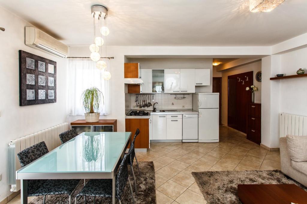 Apartments & Rooms Milcetic M Malinska Room photo